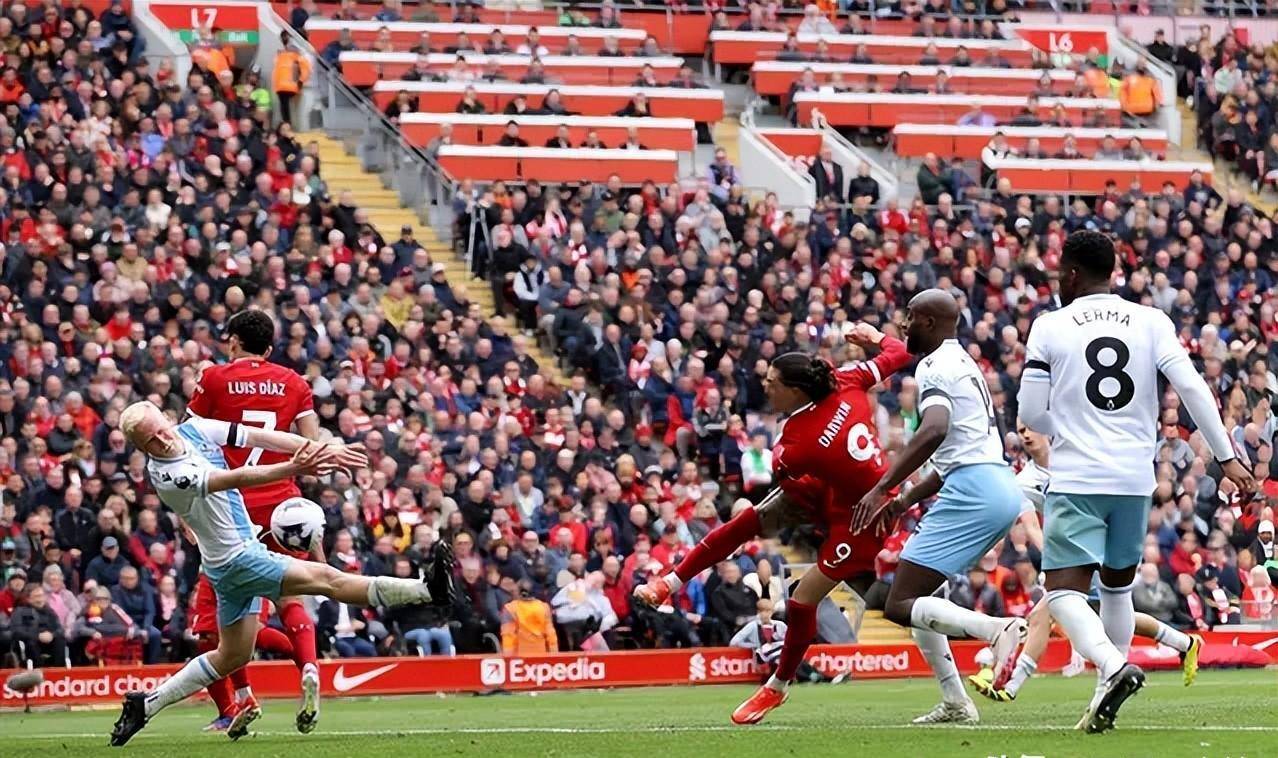 利物浦主场不敌对手，遭遇两连败